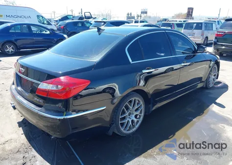 2013 Hyundai Genesis 3.8 from USA, damaged, VIN KMHGC4DD1DU238010